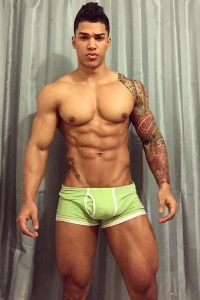 stunning muscle guy