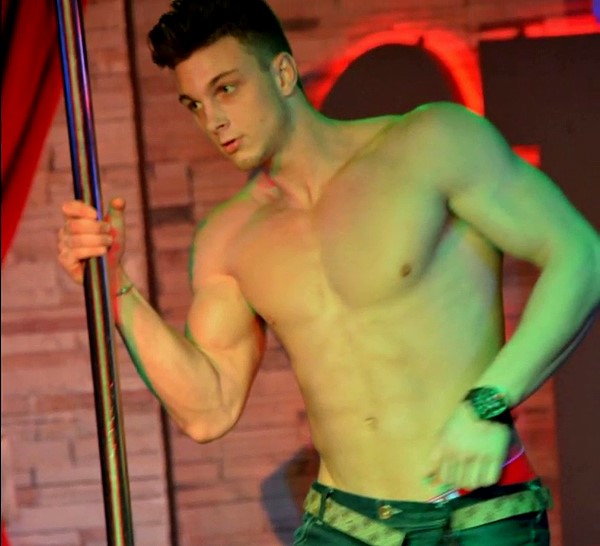 Muscle strippers from Canadian Gay Stockbar